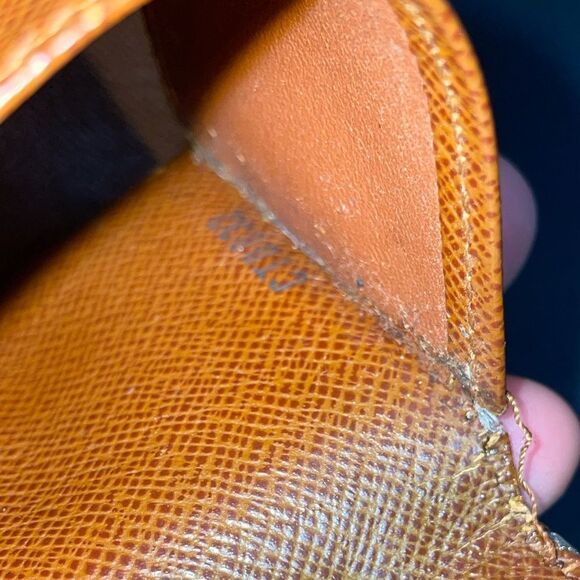 AUTHENTIC Louis Vuitton Monogram 6 Key Wallet - Picture 9 of 14